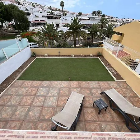 Smeraldo Tenerife San Eugenio 아파트 아데제